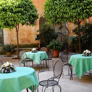 Casa Di Santa Francesca Romana A Ponte Rotto Rzym